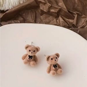 Teddy Bear Stud Earrings (Light Brown)